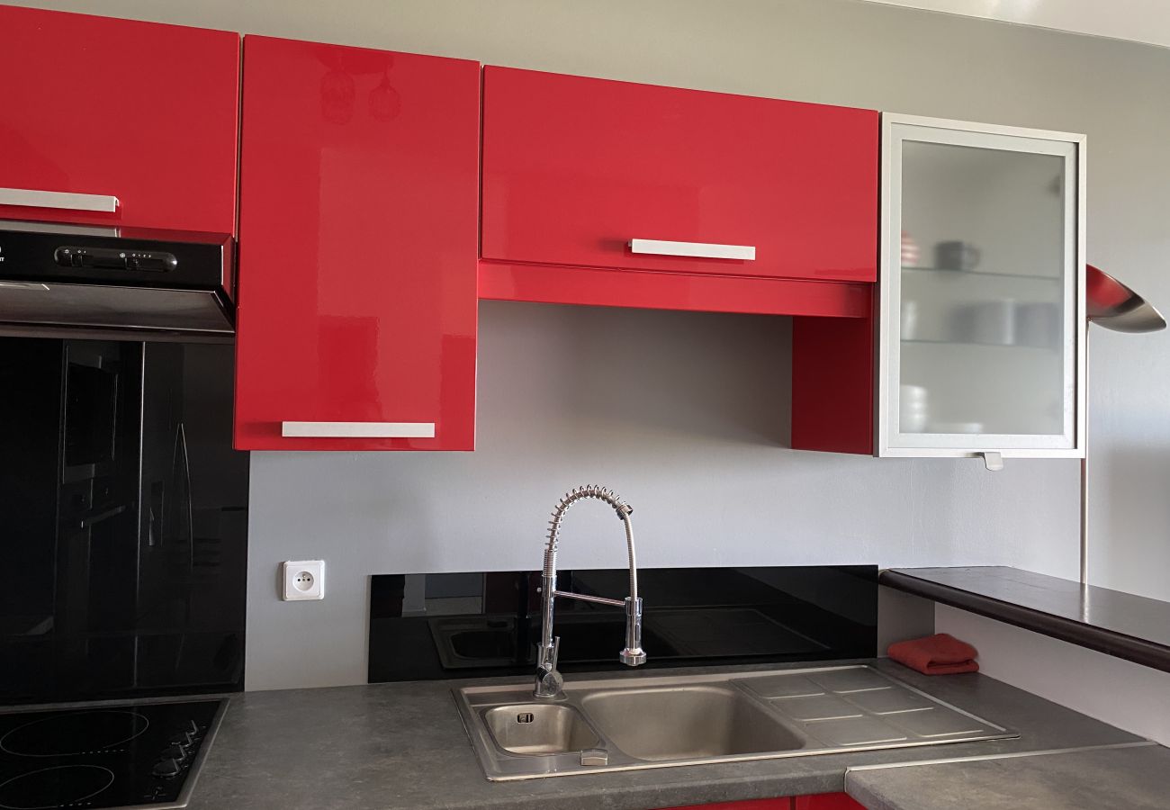 Apartment in Les Trois-Ilets - Kalypsa, 4 pers, standing, vue mer, plage