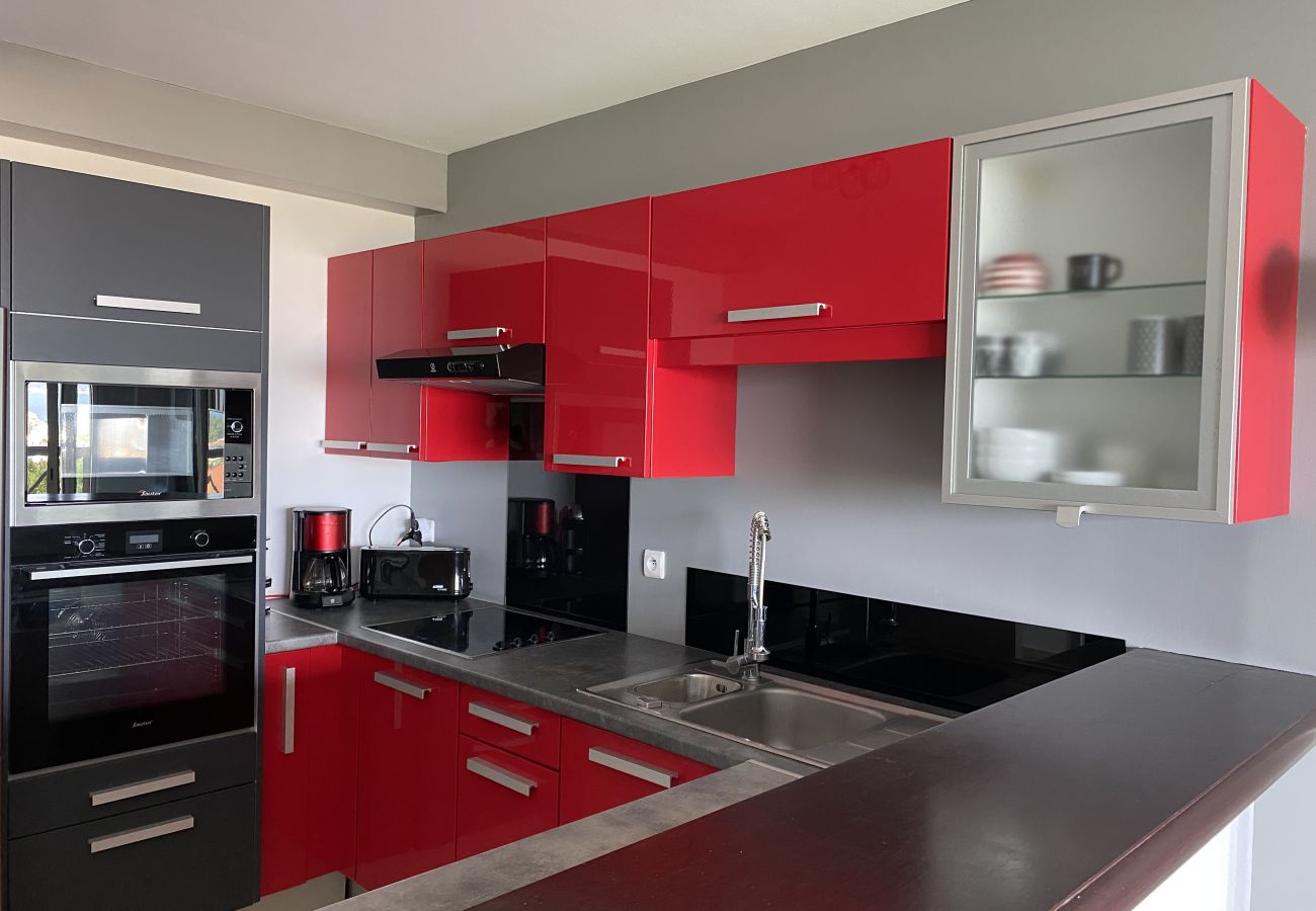 Apartment in Les Trois-Ilets - Kalypsa, 4 pers, standing, vue mer, plage