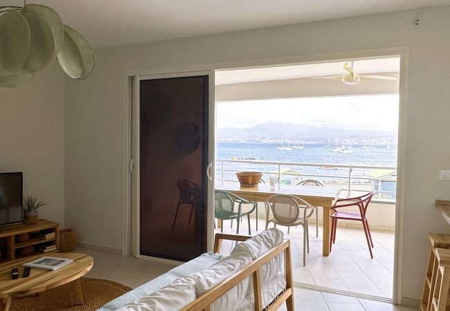 Apartment in Les Trois-Ilets - Sandama, 5 pers, standing, vue mer, plage