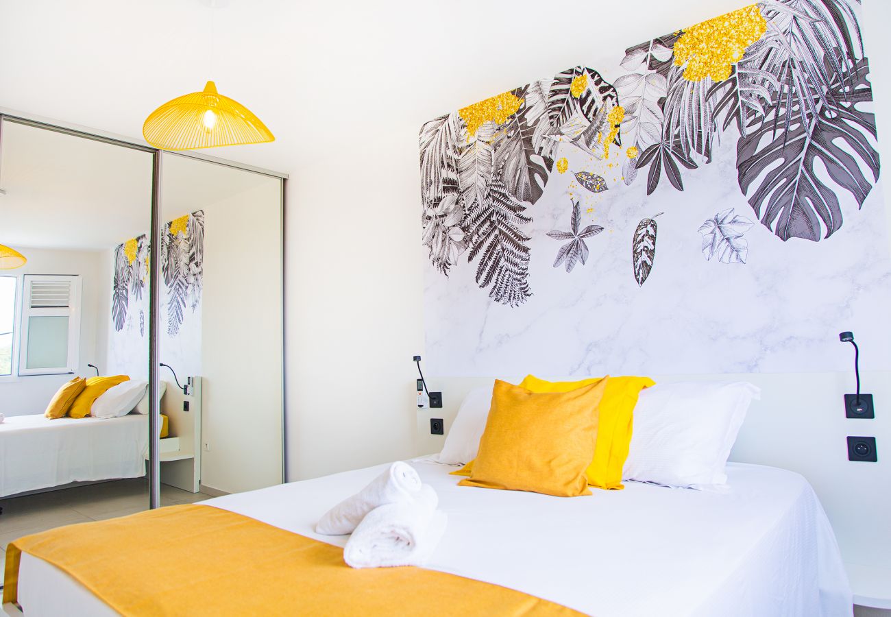 Apartment in Les Trois-Ilets - Secret de l'Anse, 6 pers, standing, vue mer