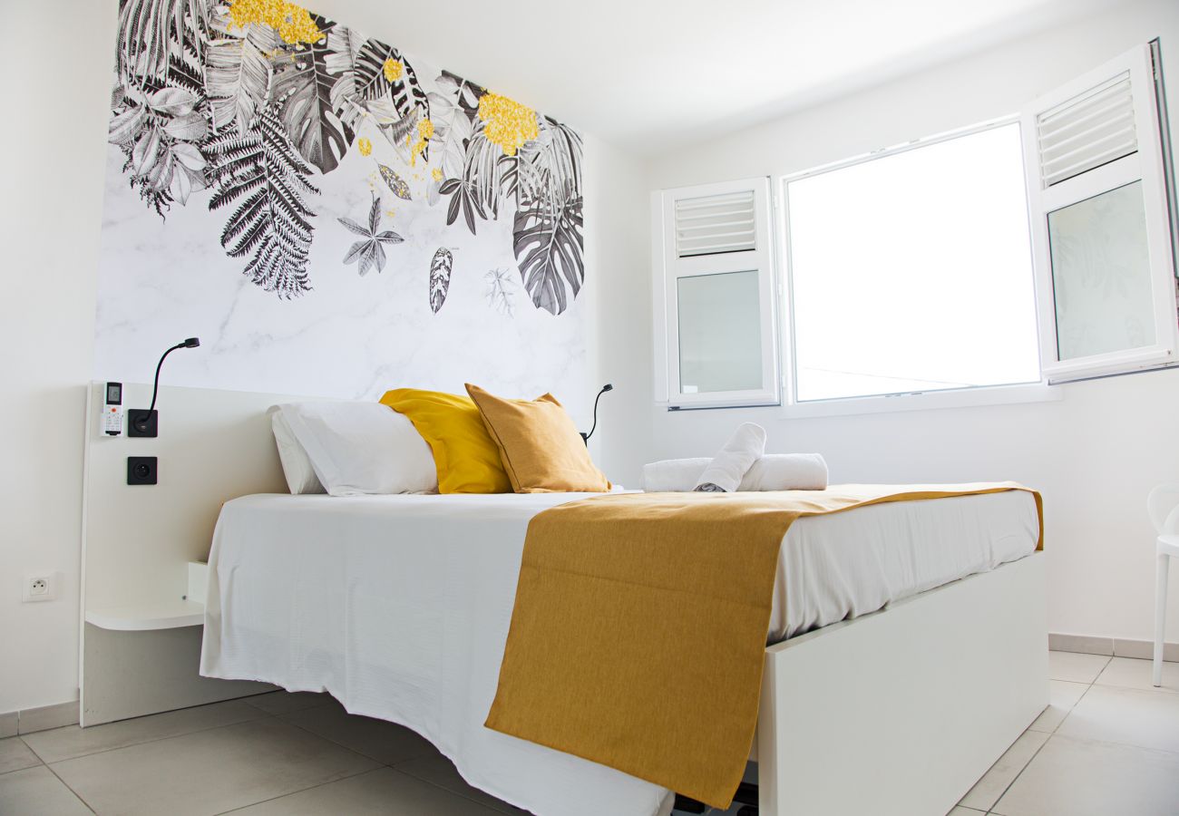 Apartment in Les Trois-Ilets - Secret de l'Anse, 6 pers, standing, vue mer