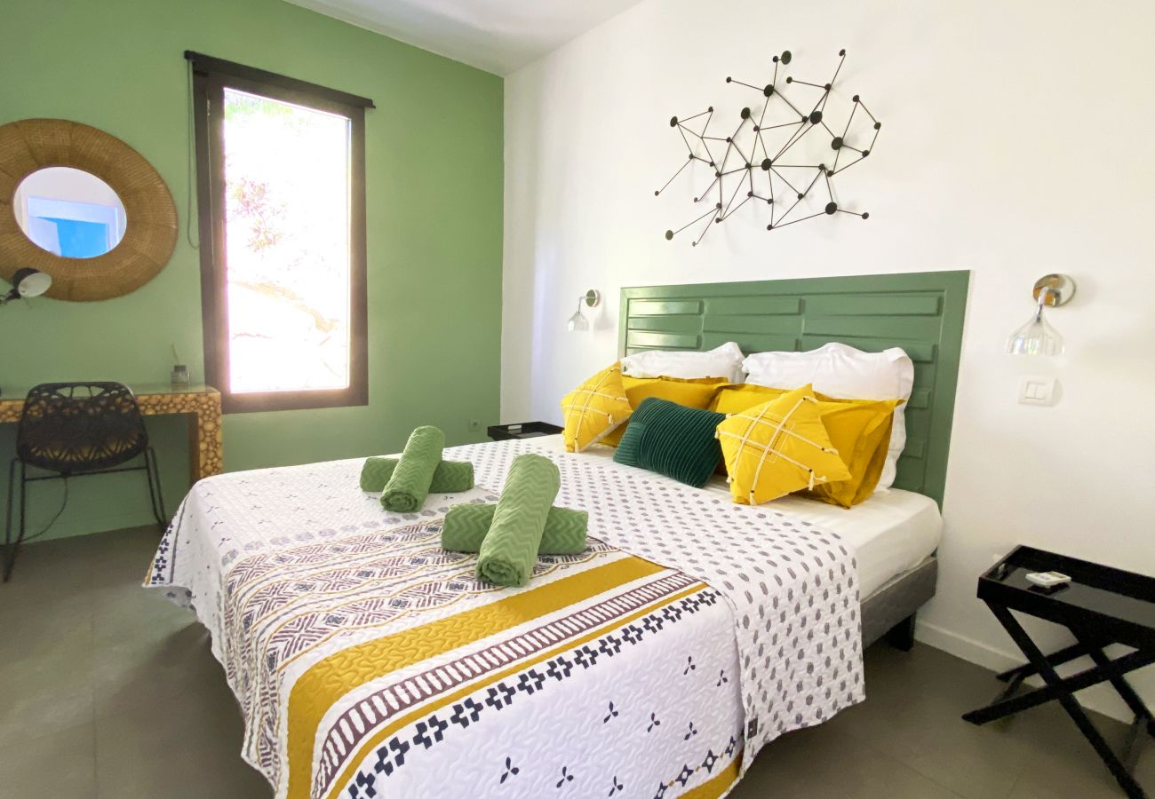 Villa in Les Trois-Ilets - Ti Paradise, villa 4 pers, standing, piscine, vue