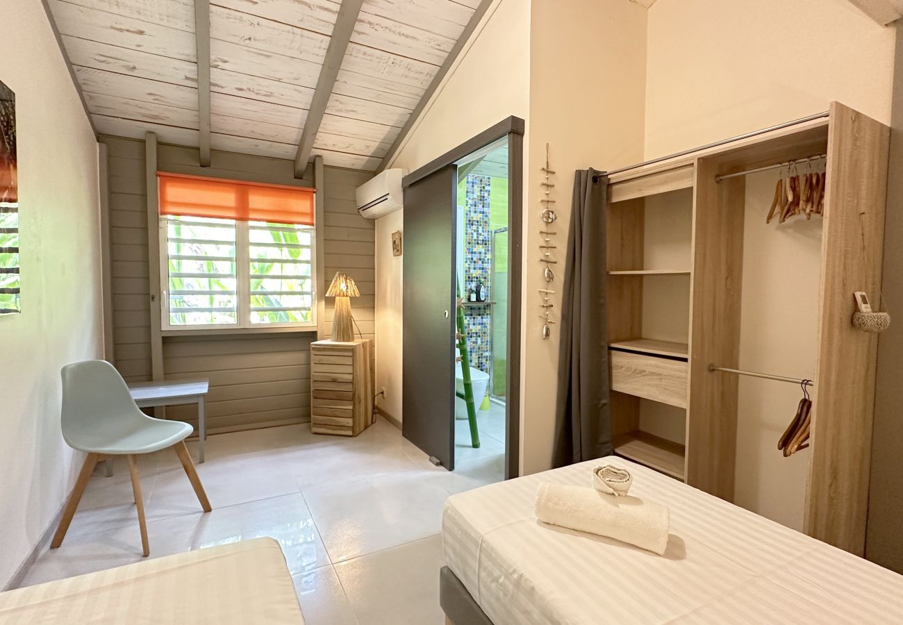 Villa in Les Trois-Ilets - Ty Natur, villa 8 pers, piscine, calme, vue me