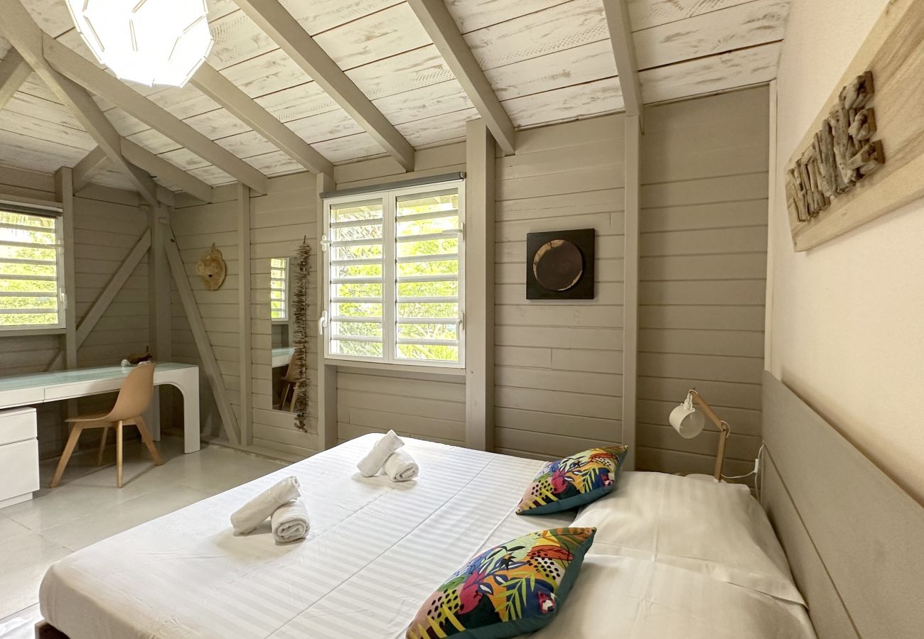 Villa in Les Trois-Ilets - Ty Natur, villa 8 pers, piscine, calme, vue me