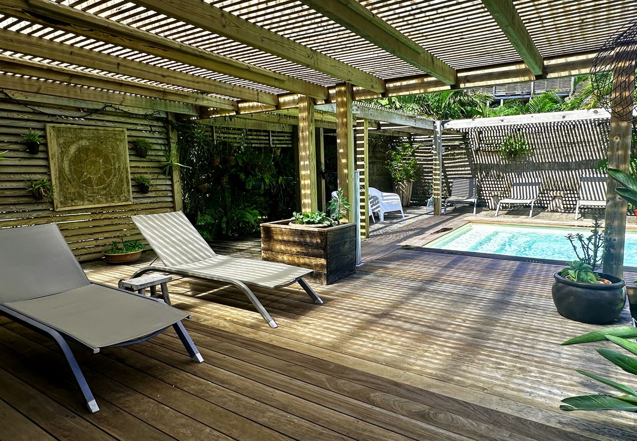 Villa in Les Trois-Ilets - Ty Natur, villa 8 pers, piscine, calme, vue me