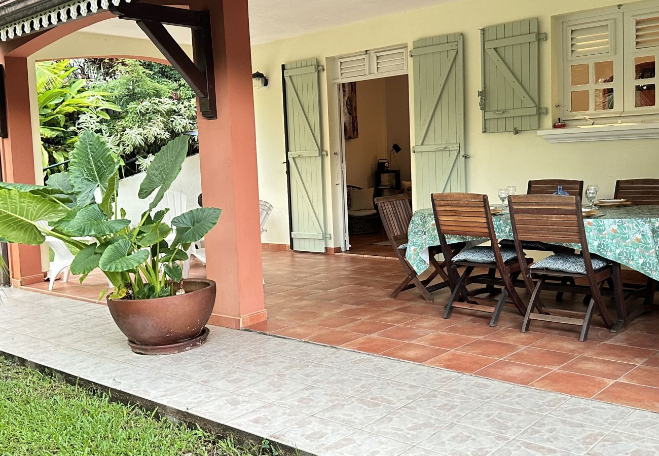 Villa in Les Trois-Ilets - La Pagerie, bas de Villa, 4 pers, piscine