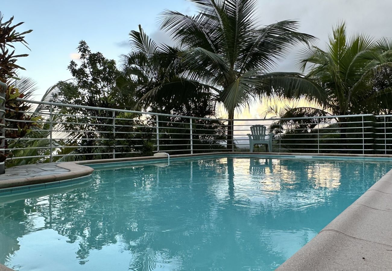 Villa in Les Trois-Ilets - La Pagerie, bas de Villa, 4 pers, piscine