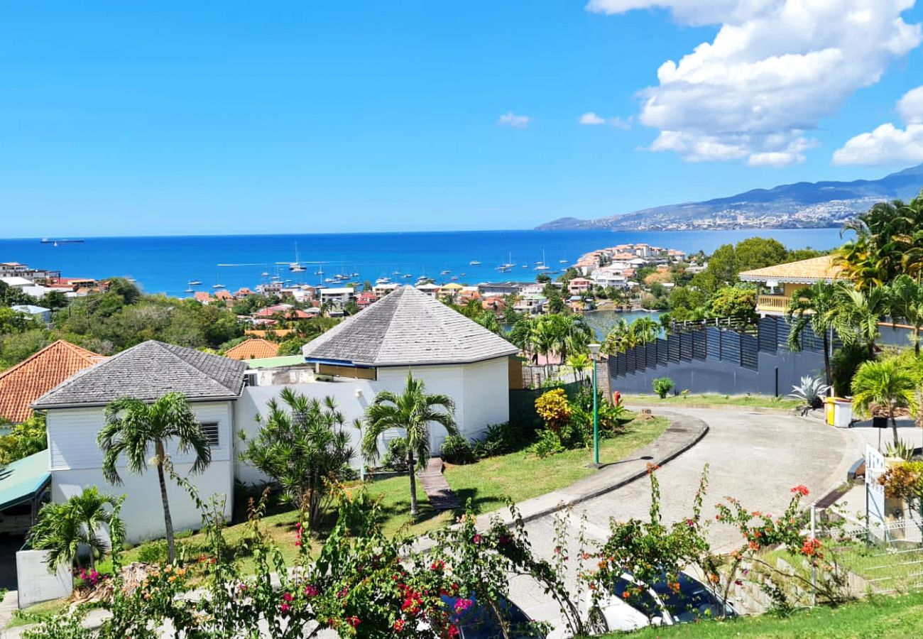 Apartment in Les Trois-Ilets - Les Bougainvilliers, 4 pers piscine vue mer