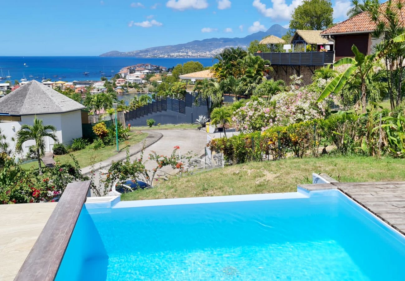 Apartment in Les Trois-Ilets - Les Bougainvilliers, 4 pers piscine vue mer