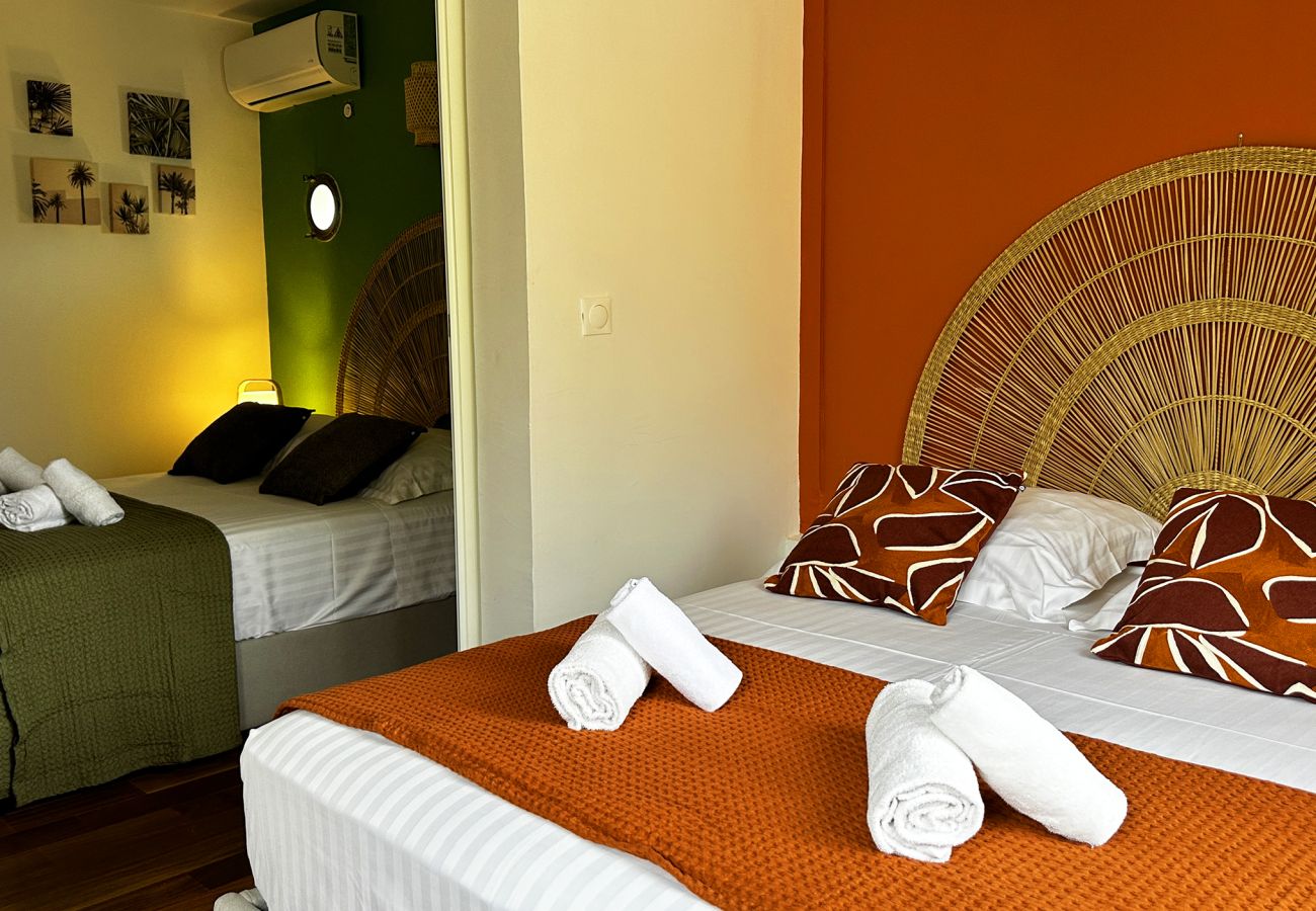 Apartment in Les Trois-Ilets - Pren Plési, 4 pers, rénové, calme, vue mer
