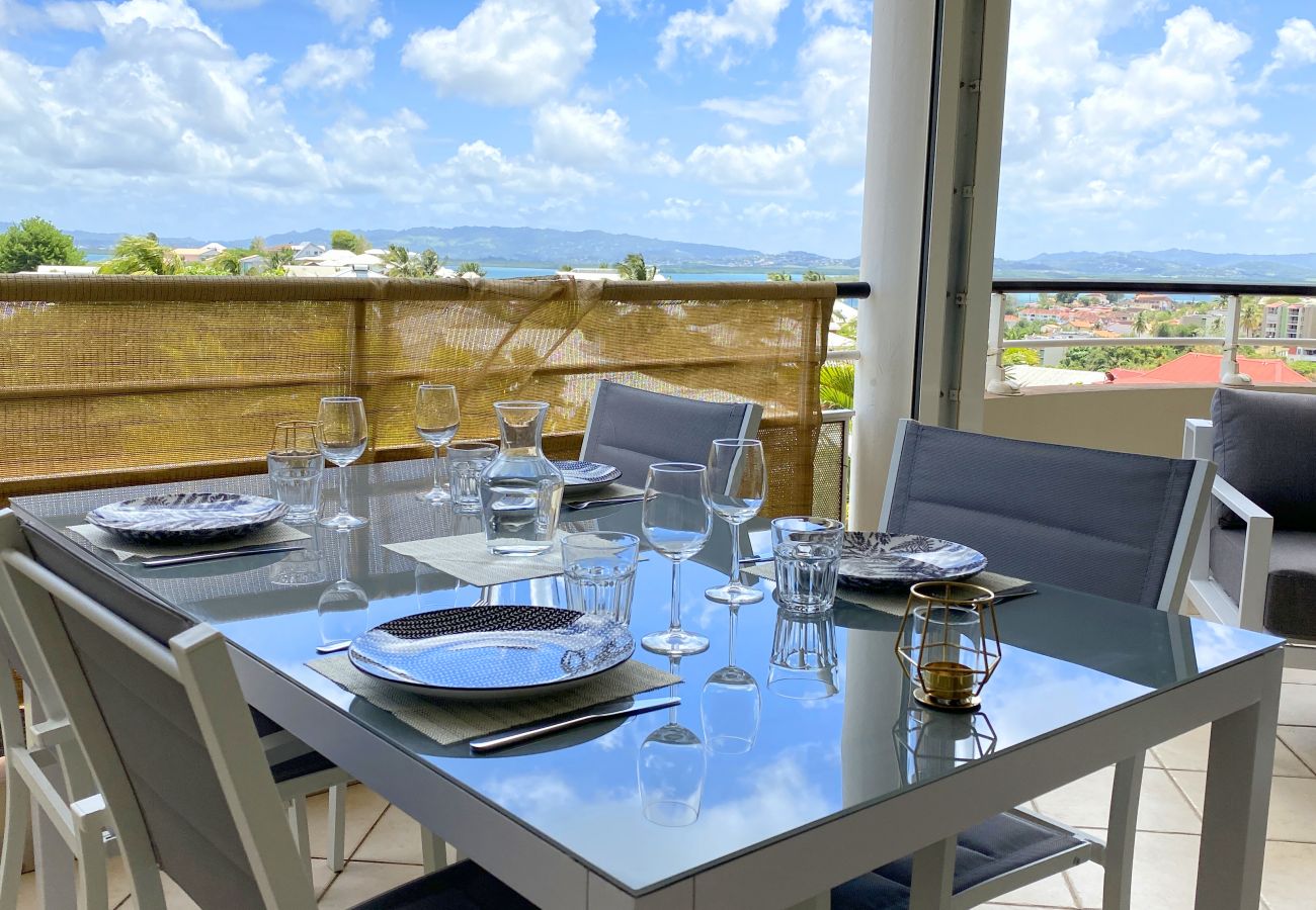 Appartement à Les Trois-Ilets - Ti Bonheur, 4 pers, vue mer, spacieux