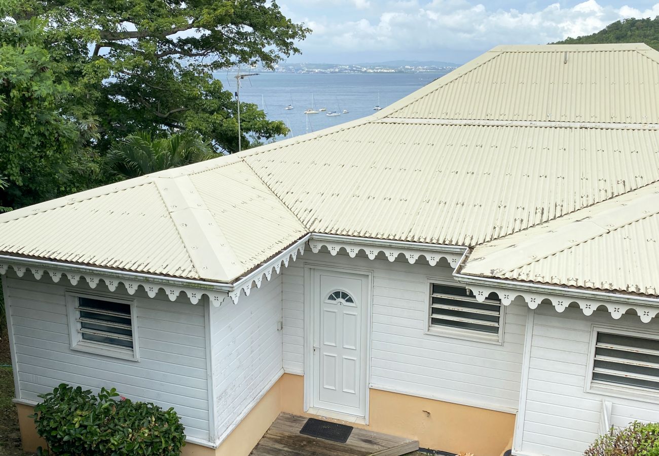 Maison mitoyenne à Les Trois-Ilets - Ti Plage, 6 pers, spacieux, vue mer, plage