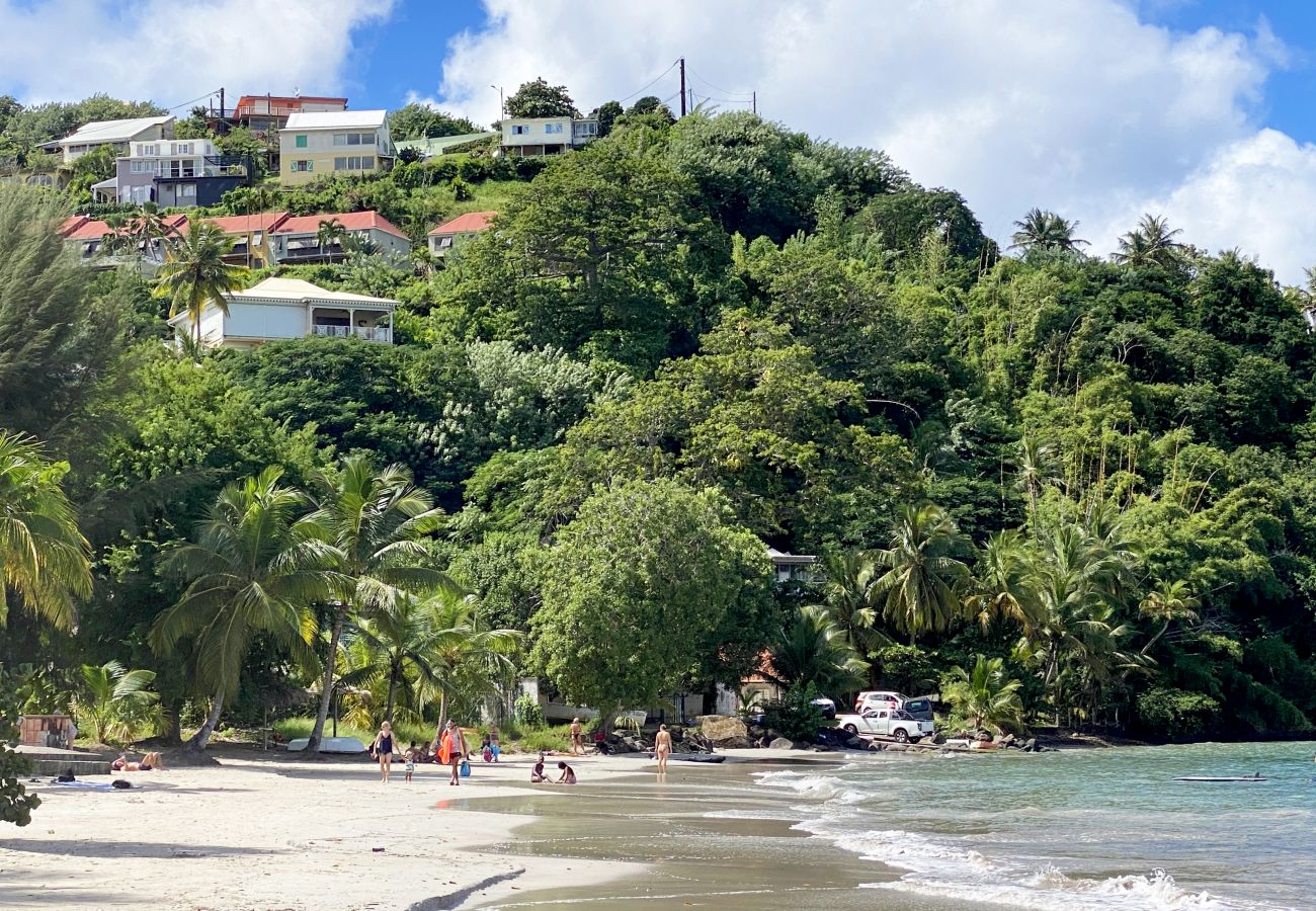 Maison mitoyenne à Les Trois-Ilets - Ti Plage, 6 pers, spacieux, vue mer, plage