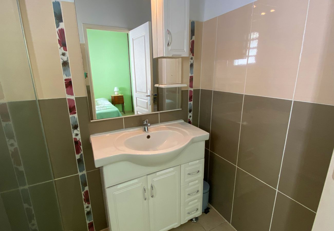 Villa à Les Anses-d´Arlet - Monplaisir, villa 6 pers, piscine, vue mer