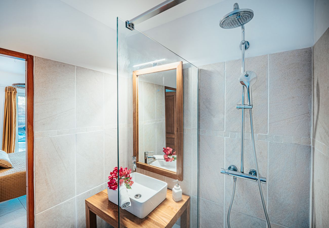 Appartement à Les Trois-Ilets - Les Bougainvilliers, 6 pers, piscine, vue mer