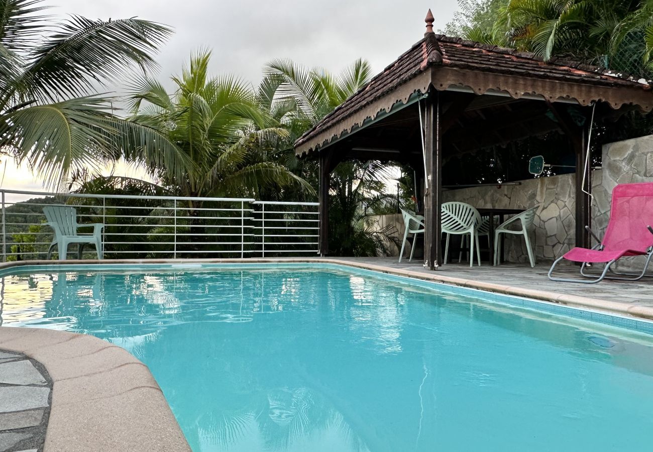 Villa à Les Trois-Ilets - La Pagerie, bas de Villa, 4 pers, piscine