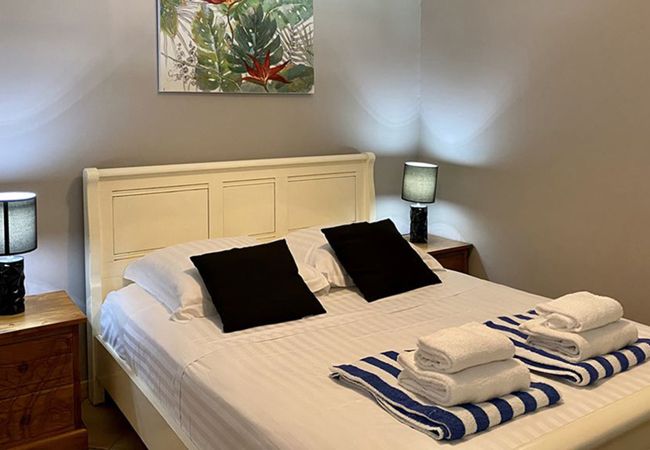 Villa à Les Trois-Ilets - Ti Paradi, villa 12 pers, 2 piscines, vue golf mer Villa à Les Trois-Ilets - Ti Paradi, villa 12 pers, 2 piscines, vue golf mer