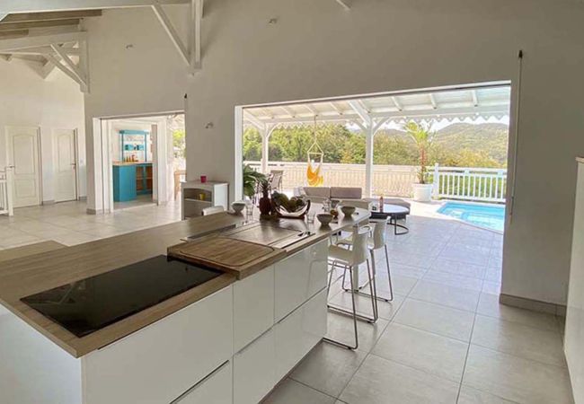 Villa à Les Trois-Ilets - Ti Paradi, villa 12 pers, 2 piscines, vue golf mer Villa à Les Trois-Ilets - Ti Paradi, villa 12 pers, 2 piscines, vue golf mer