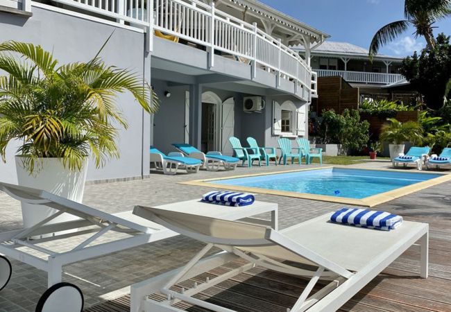 Villa à Les Trois-Ilets - Ti Paradi, villa 12 pers, 2 piscines, vue golf mer Villa à Les Trois-Ilets - Ti Paradi, villa 12 pers, 2 piscines, vue golf mer