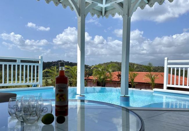 Villa à Les Trois-Ilets - Ti Paradi, villa 12 pers, 2 piscines, vue golf mer Villa à Les Trois-Ilets - Ti Paradi, villa 12 pers, 2 piscines, vue golf mer