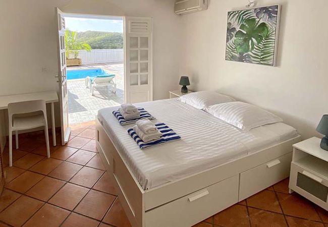 Villa à Les Trois-Ilets - Ti Paradi, villa 12 pers, 2 piscines, vue golf mer Villa à Les Trois-Ilets - Ti Paradi, villa 12 pers, 2 piscines, vue golf mer