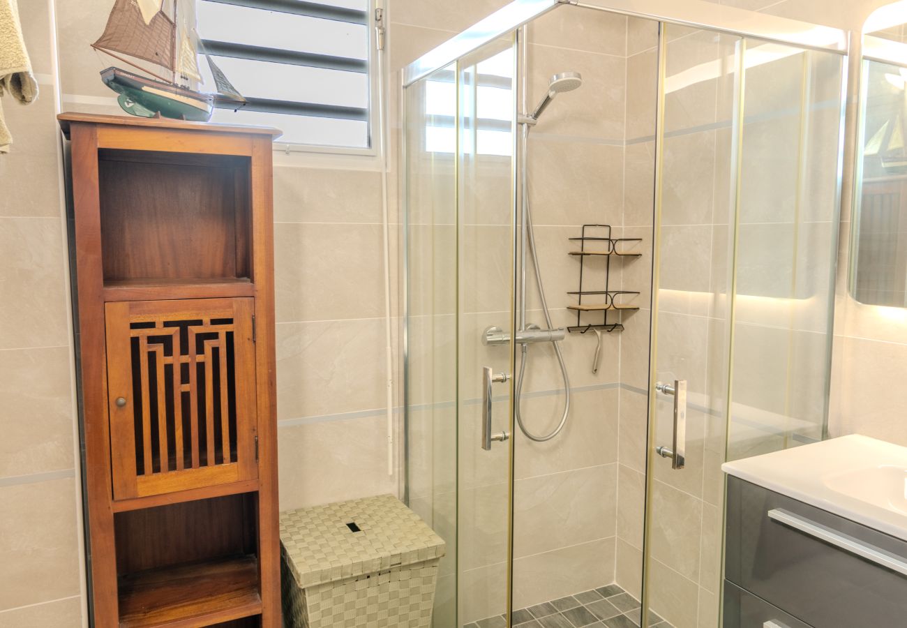 Appartement à Les Trois-Ilets - Trésor De La Baie, logement de haut standing avec