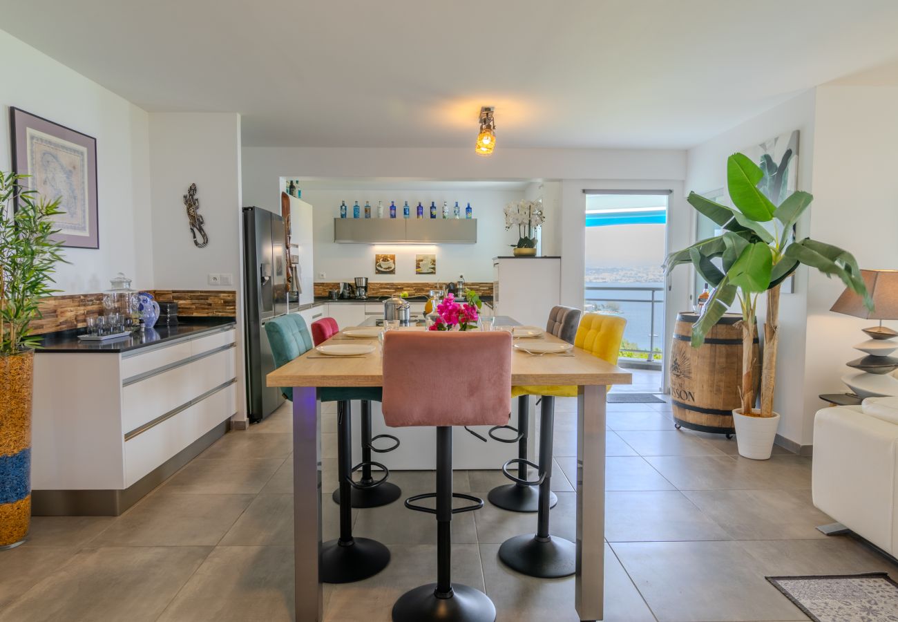 Appartement à Les Trois-Ilets - Trésor De La Baie, logement de haut standing avec